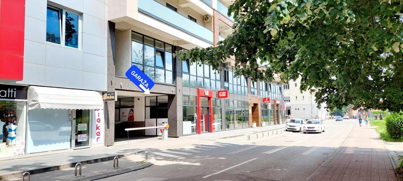 באניה לוקה Extra Apartman City Centre מראה חיצוני תמונה